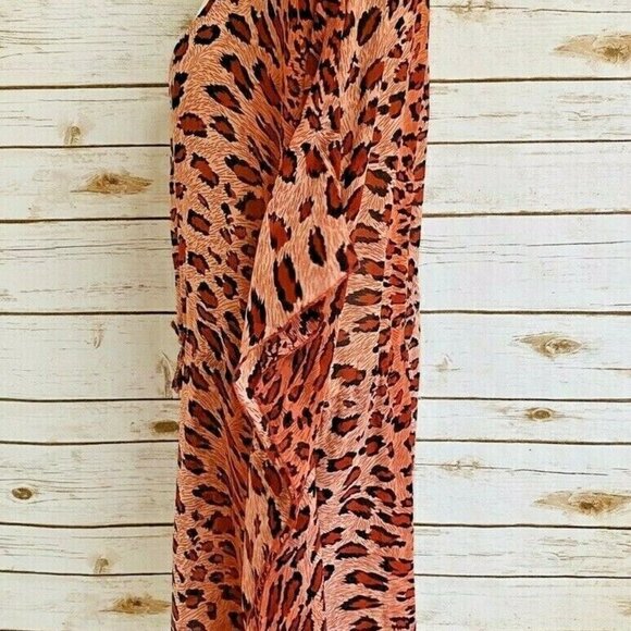 CASTAWAY Women Short Batwing Sleeve Pull Over Animal Print Shirt Size 14/XL-NWT - Picture 9 of 11